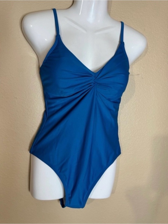 Cupshe Other - CUPSHE S Blue One-Piece Swimsuit with Twist Front